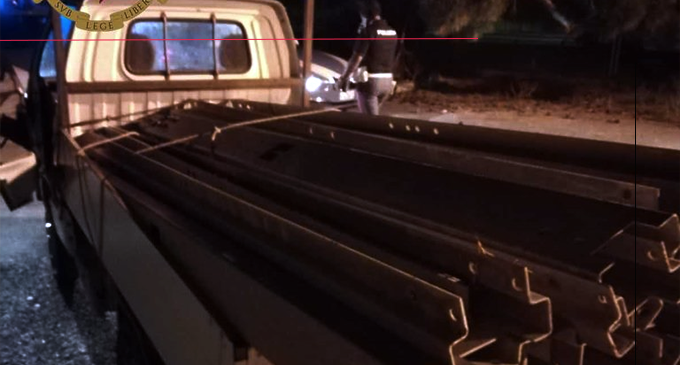 MESSINA – Trovato intento a caricare il materiale appena rubato su un furgone. Arrestato 33enne
