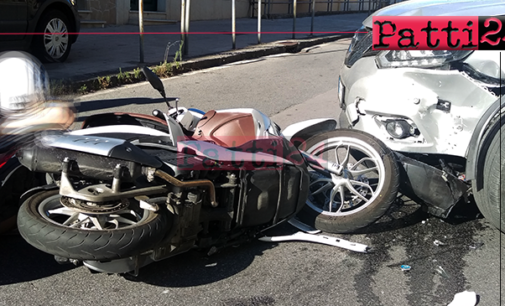 PATTI – Scontro auto-scooter all’incrocio tra la via Randazzo e la via Fornace. Scooterista trasportato con l’ambulanza al ”Barone Romeo”