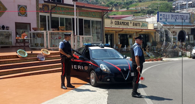 SANTO STEFANO DI CAMASTRA – Violenze, vessazioni e molestie, richieste di denaro e minacce di morte nei confronti dei genitori. Arrestato ex sorvegliato speciale