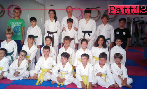 PATTI – Esami acquisizione gradi. La Scuola Karate Patti ha presentato 21 atleti