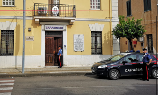 ACQUEDOLCI – Discarica abusiva e detenzione illegale di munizioni da guerra. Arrestato proprietario di una carrozzeria