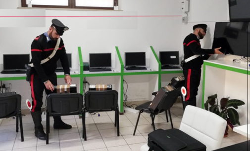 MISTRETTA – 32enne titolare di un internet point denunciato per scommesse e gioco d’azzardo