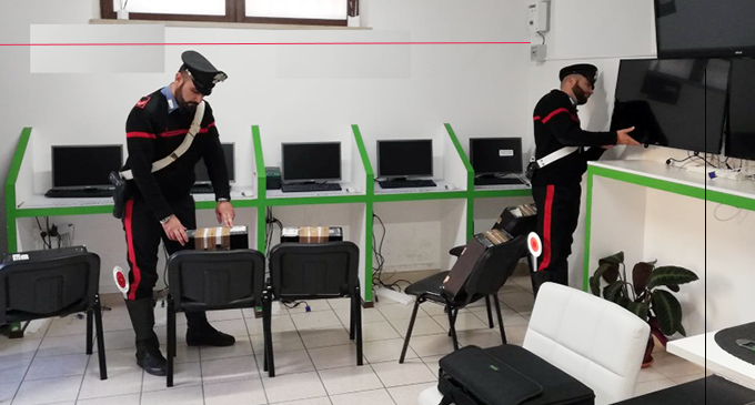 MISTRETTA – 32enne titolare di un internet point denunciato per scommesse e gioco d’azzardo