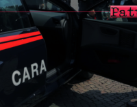 SANT’AGATA DI MILITELLO – Aggredisce la convivente con calci e pugni. La figlia minorenne e i vicini chiedono aiuto, arrestato 35enne.