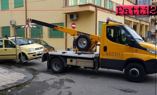 MESSINA – Parcheggio selvaggio. I marciapiedi restituiti alla fruizione dei pedoni