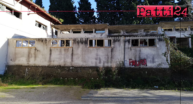 PATTI – Il vecchio palazzetto di via Mazzini “miracolosamente” riaperto per “affidarlo” ai carristi.