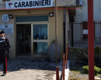 SANT’AGATA MILITELLO – Aggredita verbalmente e fisicamente dall’ex convivente. 25enne arrestato in flagranza di reato.