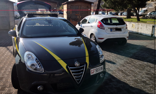 PATTI – Sequestrate 6 auto con targa estera.