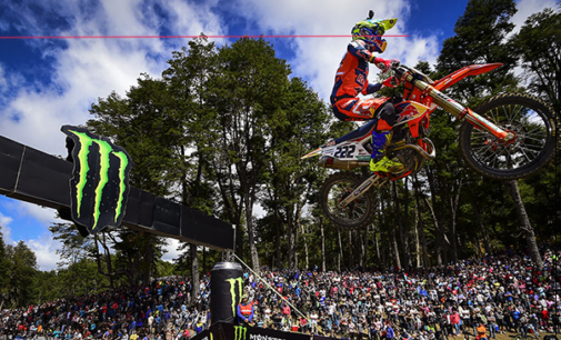 MXGP – Tony Cairoli vince entrambe le manche nella priva prova del Campionato Mondiale in Argentina.