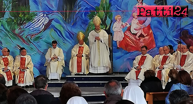 PATTI – Nella Concattedrale “Santi Martiri del XX secolo”, il vescovo monsignor Guglielmo Giombanco ha presieduto la messa crismale del Giovedì Santo