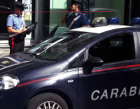 MESSINA – Ruba profumi dagli scaffali di un esercizio commerciale. Arrestata giovane 27enne messinese