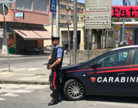 BARCELLONA P.G. – Causa un incidente stradale con feriti e si dà alla fuga. 22enne denunciata