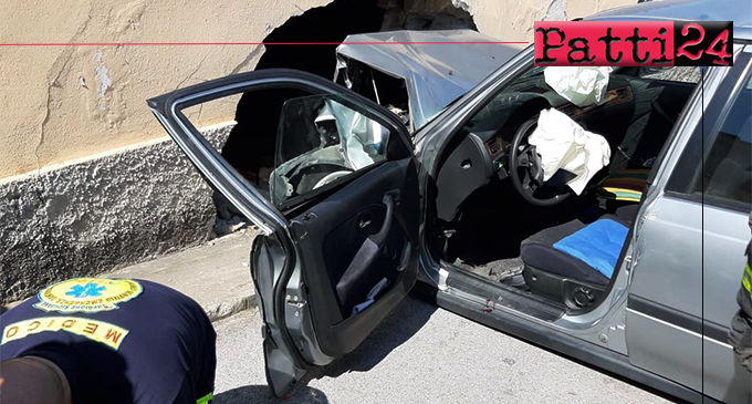 PATTI – Grave incidente stradale a Mongiove. Due feriti