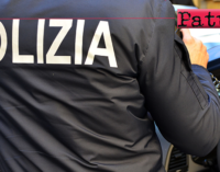 MESSINA – Minaccia la moglie di morte e, dopo averla picchiata con calci e pugni, la rapina. Arrestato 35enne.