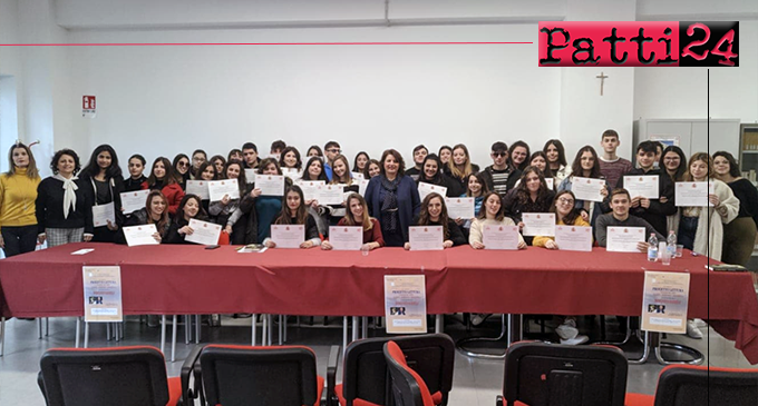 PATTI – Liceo Statale “Vittorio Emanuele III”. Consegnati i diplomi di certificazione di lingua spagnola