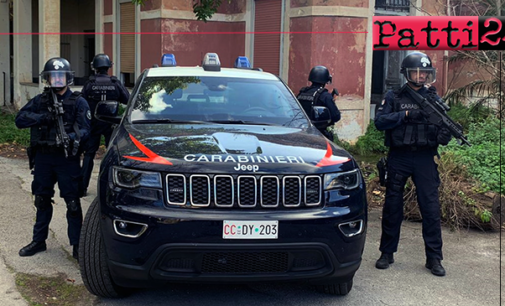 MESSINA – Nascondeva una serra indoor di cannabis. 29enne si barrica in casa, arrestato