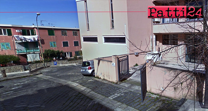 PATTI – Strada con basolato lavico in via Benedetto Croce dissestata e pericolosa.