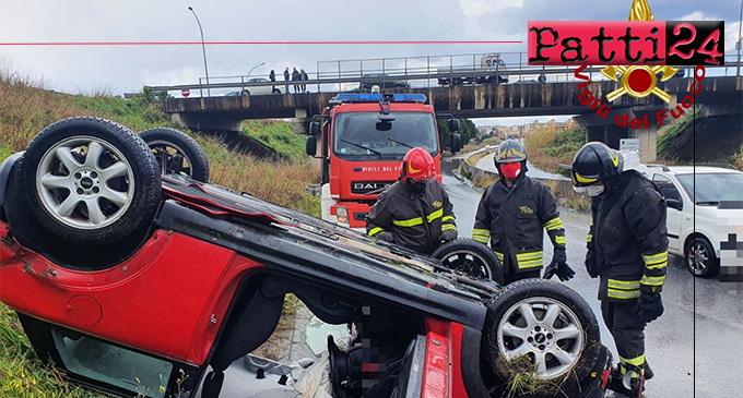 MILAZZO – Auto sbanda e si ribalta causa manto stradale viscido. Lievi ferite per il conducente