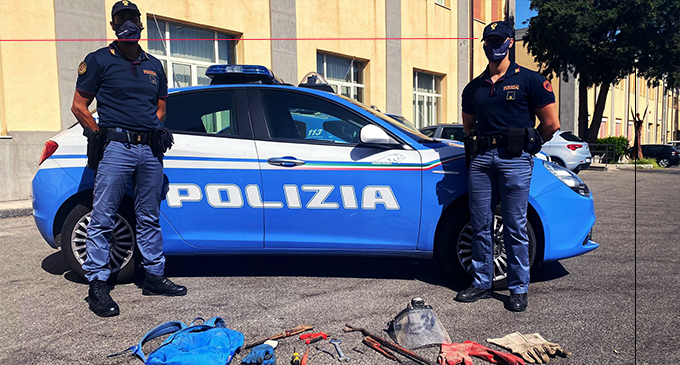 MESSINA – Sorpresi a rubare nell’area dell’ex birrificio Messina. 4 arresti