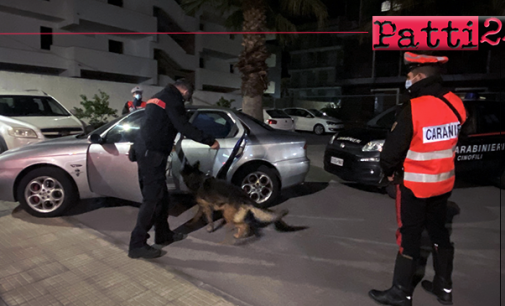 BARCELLONA P.G. – Controlli nel centro cittadino del Longano e nell’hinterland. Il cane pastore “King” fiuta l’odore di tracce di sostanze stupefacenti all’interno dell’auto. Arrestato 33enne