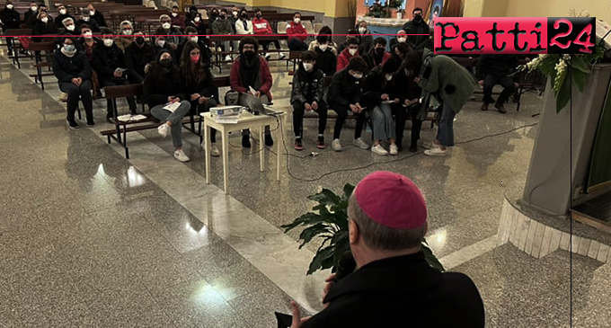 PIRAINO – Diocesi di Patti. Dopo quasi 2 anni, i giovani dei vicariati di Patti e Brolo si sono ritrovati in presenza.