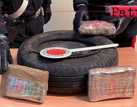 MESSINA – Trasporta sull’auto oltre tre chili e mezzo di cocaina. Arrestato