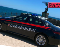 GIARDINI NAXOS – Rubano zaini e borse in spiaggia. Denunciati due minori.