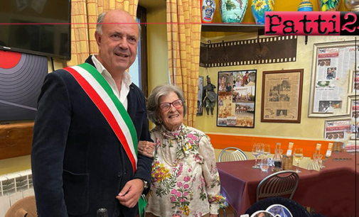 MILAZZO – Gli auguri del sindaco alla nuova centenaria
