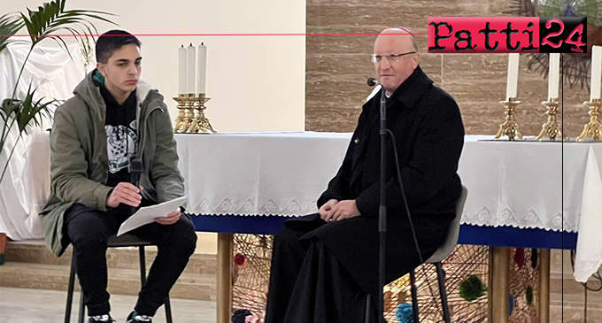 SANT’AGATA MILITELLO – All’incontro dei giovani della diocesi di Patti ha partecipato il vescovo mons. Guglielmo Giombanco