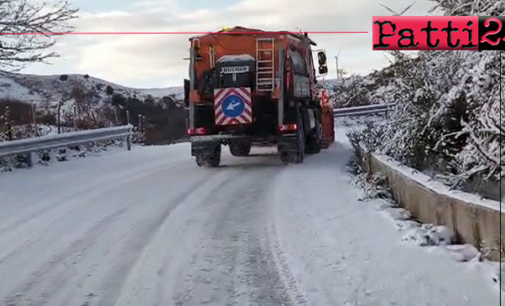 MESSINA – Emergenza neve, uomini e mezzi della Città Metropolitana in azione sulle strade provinciali di Cesarò, San Teodoro, Montalbano Elicona, San Piero Patti, Caronia, Capizzi, Tortorici, San Salvatore di Fitalia, Raccuja e Ucria