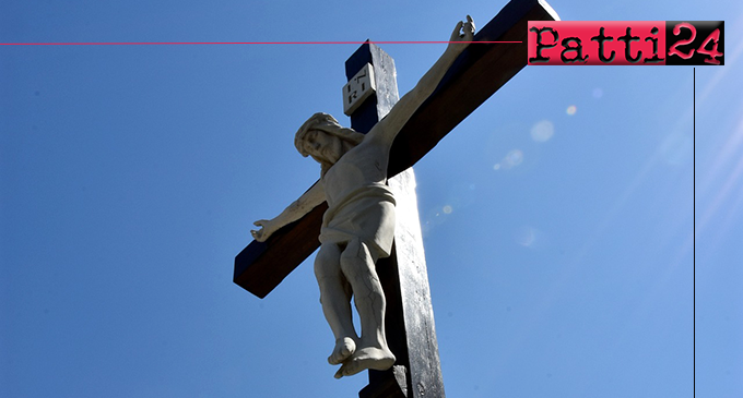 PATTI – Oggi, alle 17, si terrà una Via Crucis che muoverà dalla chiesa di “San Michele Arcangelo” per concludersi nella chiesa del “Sacro Cuore di Gesù”