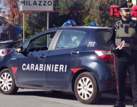 MILAZZO – 52enne sfonda la porta di un supermercato, ruba generi alimentari e forza due registratori di cassa. Arrestato