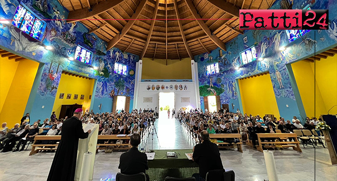 PATTI – Assemblea Ecclesiale Diocesana, seconda giornata. Il Vescovo Giombanco ha esposto le linee portanti del cammino per il nuovo anno pastorale.