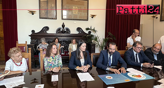 MESSINA – Presentata a palazzo Zanca la “Banca del tempo”. L’unica banca dove ognuno mette a disposizione le proprie competenze e saperi, ricevendo i servizi di cui ha bisogno.